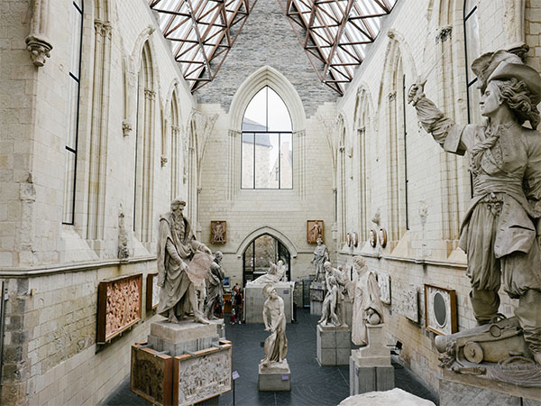 Prise de vue de l'intérieur de la Galerie David - Angers